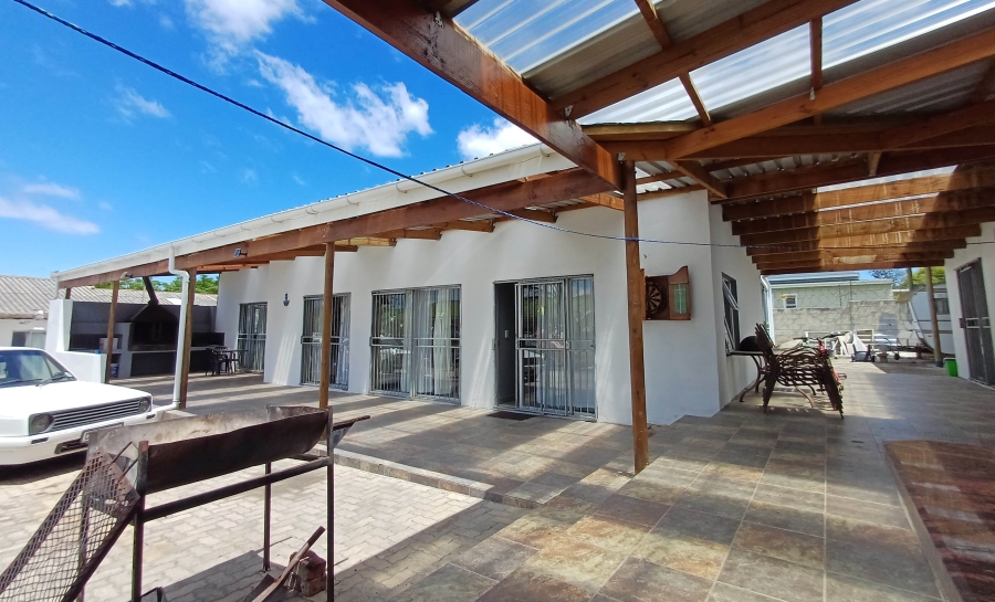 10 Bedroom Property for Sale in Kleinmond Western Cape